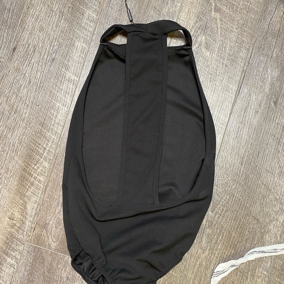 NEW PrettyLittleThing Bodysuit - Picture 3 of 3